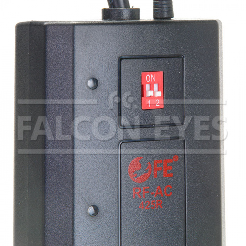 Радиосинхронизатор Falcon Eyes RF-AC425R приемник фото 2 Радиосинхронизатор Falcon Eyes RF-AC425R приемник фото 2