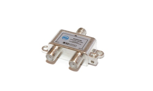 Сумматор-делитель RTM SSAH204F/2DC (1x2, 5-2400МГц, проход питания))