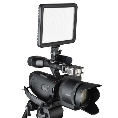 Осветитель светодиодный Godox LEDP120C накамерный фото 6