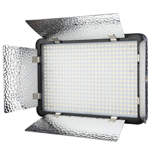 Осветитель светодиодный Godox LED500C студийный фото 2 Осветитель светодиодный Godox LED500C студийный фото 2