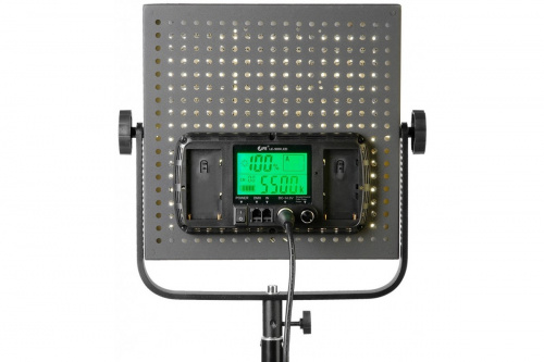 Осветитель студийный Falcon Eyes LE-900 LED фото 3 Осветитель студийный Falcon Eyes LE-900 LED фото 3